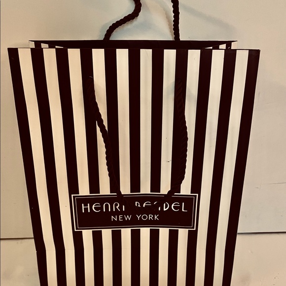 NWOT 🌷🎀💯Henri Bendel Ring Box, Signature Original Dust-bag & Shopping  Bag💕 - Picture 14 of 14